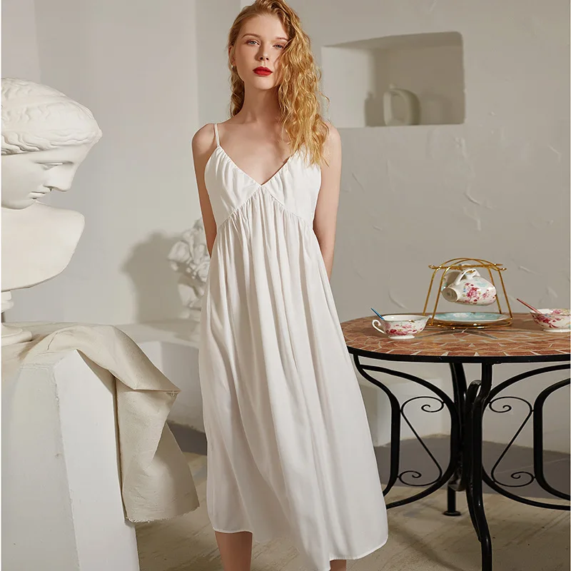 Solid White Femme Sleepshirts Sexy Summer Nightgown Strap Nightie V-neck Intimate Lingerie Backless Casual Nightwear Pyjamas New
Solid White Femme Sleepshirts Sexy Summer Nightgown Strap Nightie V-neck Intimate Lingerie Backless Casual Nightwear Pyjamas New