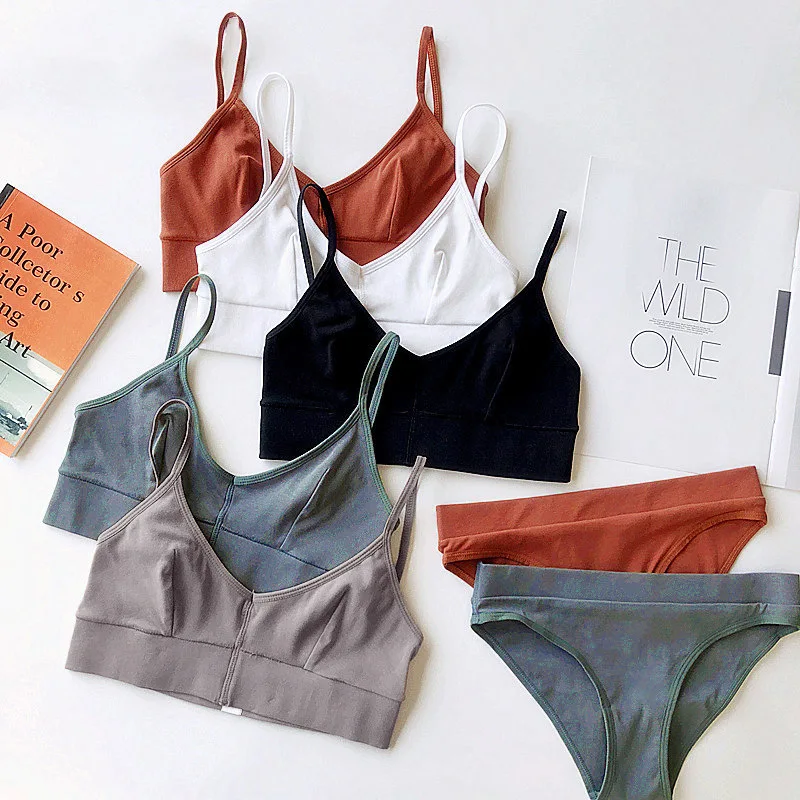 Cotton Bra Set Backless Wireless Unlined Bra Set Underwear for Girls Bralette Top Lingerie Women Sexy Sling Bras
Cotton Bra Set Backless Wireless Unlined Bra Set Underwear for Girls Bralette Top Lingerie Women Sexy Sling Bras