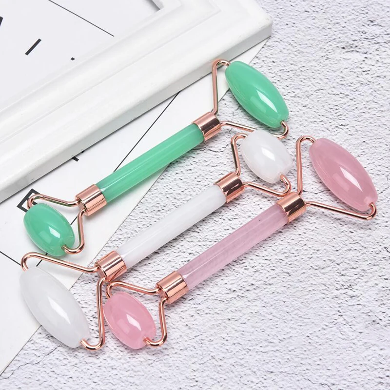 1Pcs Massager For Face Lift Up Jade Stone Roller Resin Beeswax Natural Crystal Stone Slimming Thin Chin Facial Skin Care Tool
1Pcs Massager For Face Lift Up Jade Stone Roller Resin Beeswax Natural Crystal Stone Slimming Thin Chin Facial Skin Care Tool