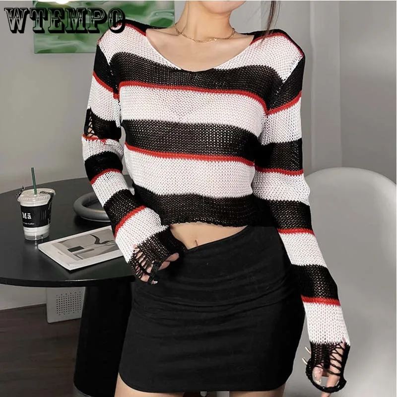 Short Gothic Knitted Sweater Vintage Thin Striped Loose Crew Neck Long Sleeve Top Fashion Trendy Women's Clothing Y2k
Short Gothic Knitted Sweater Vintage Thin Striped Loose Crew Neck Long Sleeve Top Fashion Trendy Women's Clothing Y2k