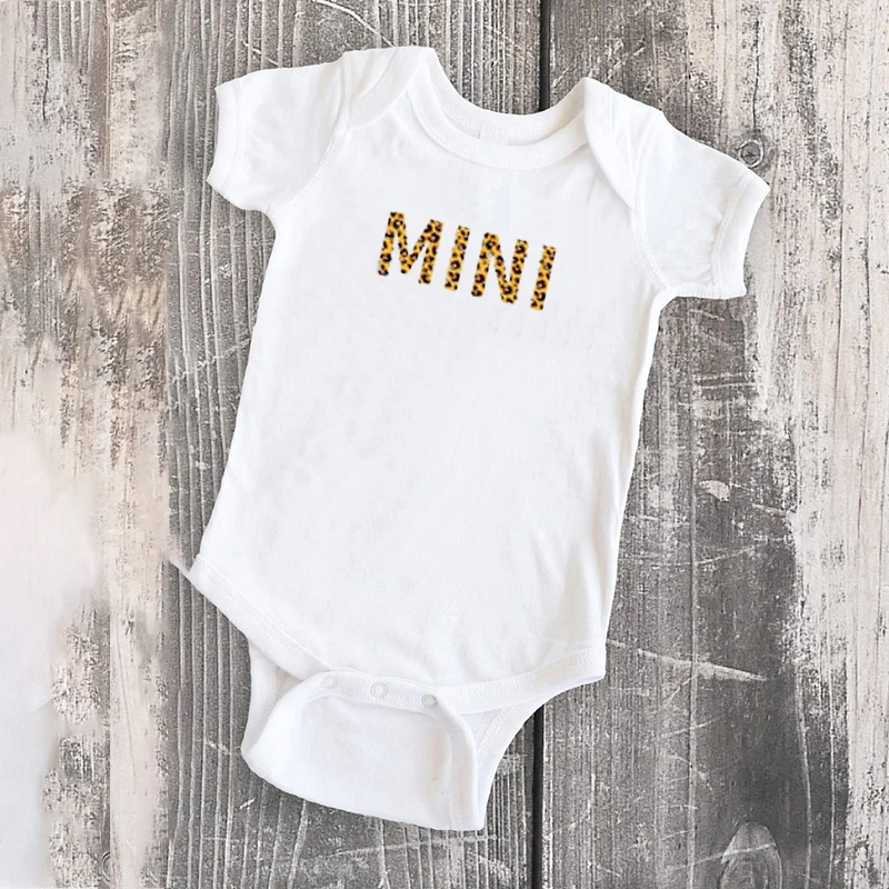 Leopard Mini Print Family Matching Clothes White T-shirt Mother and Daughter Clothes Birthday Outfits for Kids Tshirts Love
Leopard Mini Print Family Matching Clothes White T-shirt Mother and Daughter Clothes Birthday Outfits for Kids Tshirts Love