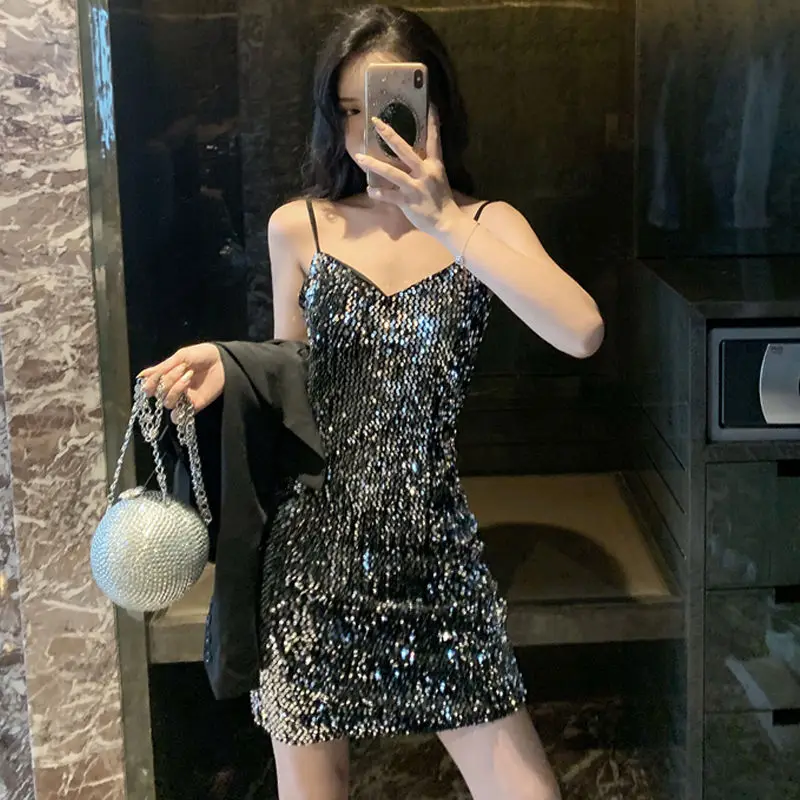 Summer Sequins Dresses For Women 2023 V-Neck Spaghetti Strap Sleeveless Sexy Dress Silver Clubwear Y2K Clothes Vestidos Mujer
Summer Sequins Dresses For Women 2023 V-Neck Spaghetti Strap Sleeveless Sexy Dress Silver Clubwear Y2K Clothes Vestidos Mujer