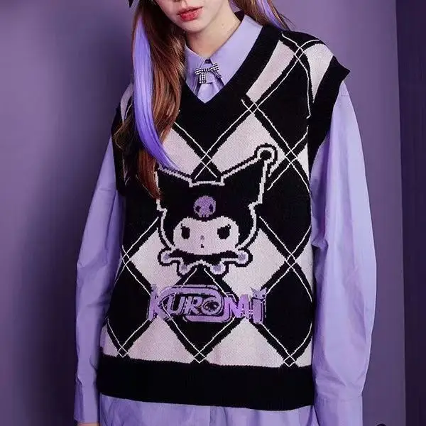 2023 Kawaii Sanrio Kuromi Knitted Vest New Lovely V Neck College Style Loose Waistcoat Gift for Girls In Spring and Autumn
2023 Kawaii Sanrio Kuromi Knitted Vest New Lovely V Neck College Style Loose Waistcoat Gift for Girls In Spring and Autumn
