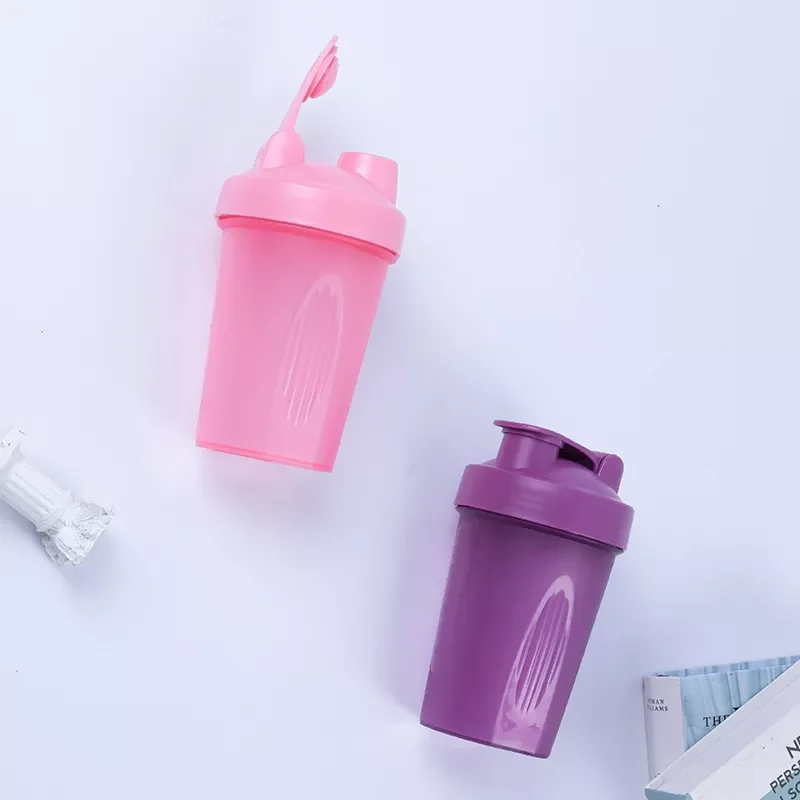 New Shaker Bottles Colorful Whey Protein Powder Mixing Bottle Fitness Gym Shaker Outdoor Portable Plastic Drink Cup
New Shaker Bottles Colorful Whey Protein Powder Mixing Bottle Fitness Gym Shaker Outdoor Portable Plastic Drink Cup