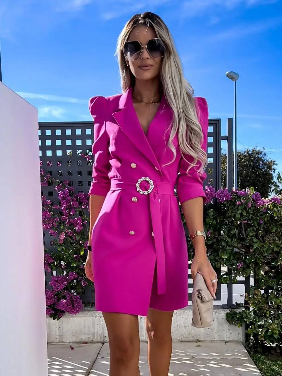 Fashion Suit Jacket Female Long Sleeve Blazer Dress Women Korean Version Design British Style Lady Women Crop Blazer
Fashion Suit Jacket Female Long Sleeve Blazer Dress Women Korean Version Design British Style Lady Women Crop Blazer