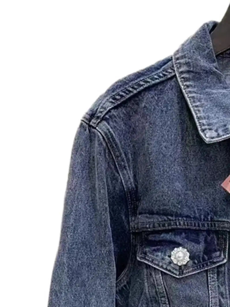 Women Pearl Button Blue Straight Denim Coat Turn-down Collar Cardigan Long Sleeve Single Breasted Female Jacket with Pocket 
Women Pearl Button Blue Straight Denim Coat Turn-down Collar Cardigan Long Sleeve Single Breasted Female Jacket with Pocket