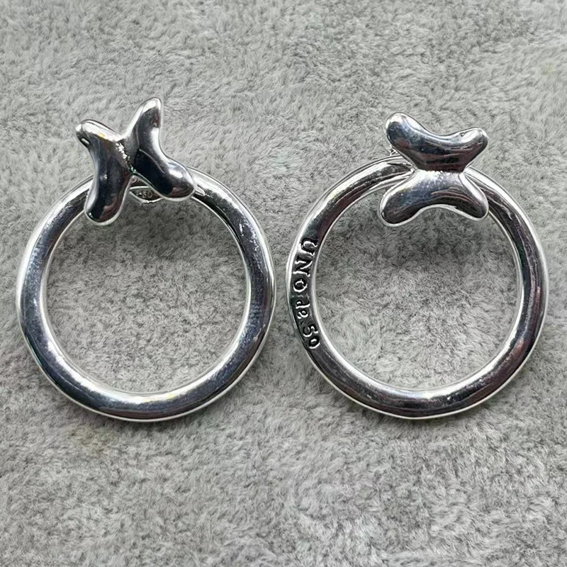 2023 Unode 50 Spanish bestselling fashion creative design charm butterfly niche bracelet women's romantic jewelry gift
2023 Unode 50 Spanish bestselling fashion creative design charm butterfly niche bracelet women's romantic jewelry gift