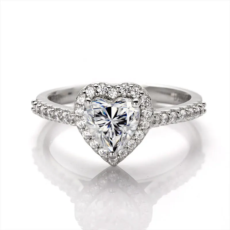 2022 Premium S925 Sterling Silver 1 Carat Moissanite Rings Heart Cut Classic Ladies Ring Fashion Ladies Valentine's Day Gift
2022 Premium S925 Sterling Silver 1 Carat Moissanite Rings Heart Cut Classic Ladies Ring Fashion Ladies Valentine's Day Gift