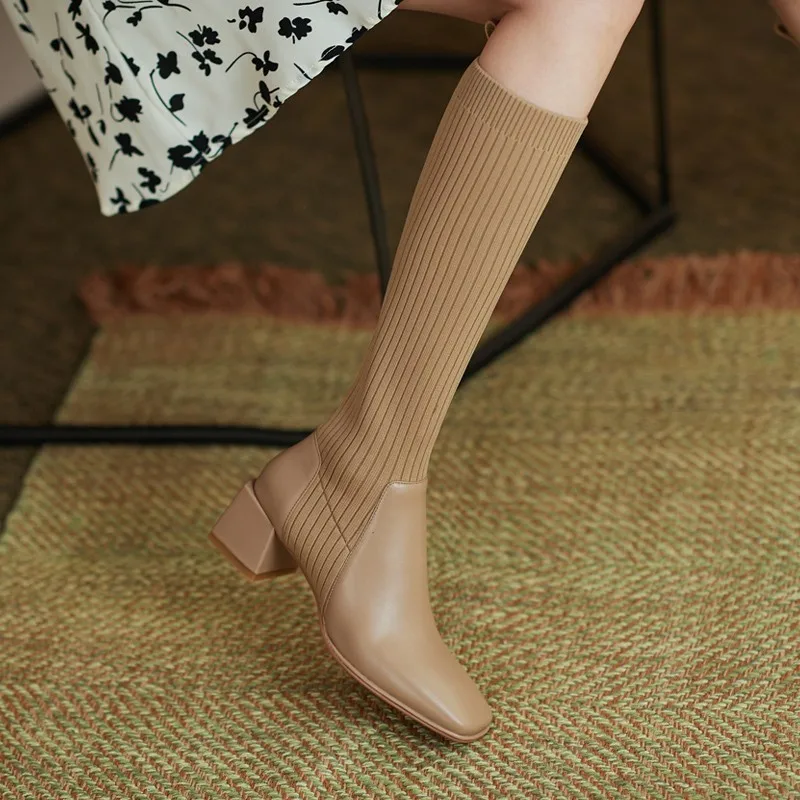 Sexy Slim Knee-high Sock Boots Fashion Knitting Stretch Cloth Leather Stitching Women Long Boots Female Square Toe High Heels
Sexy Slim Knee-high Sock Boots Fashion Knitting Stretch Cloth Leather Stitching Women Long Boots Female Square Toe High Heels