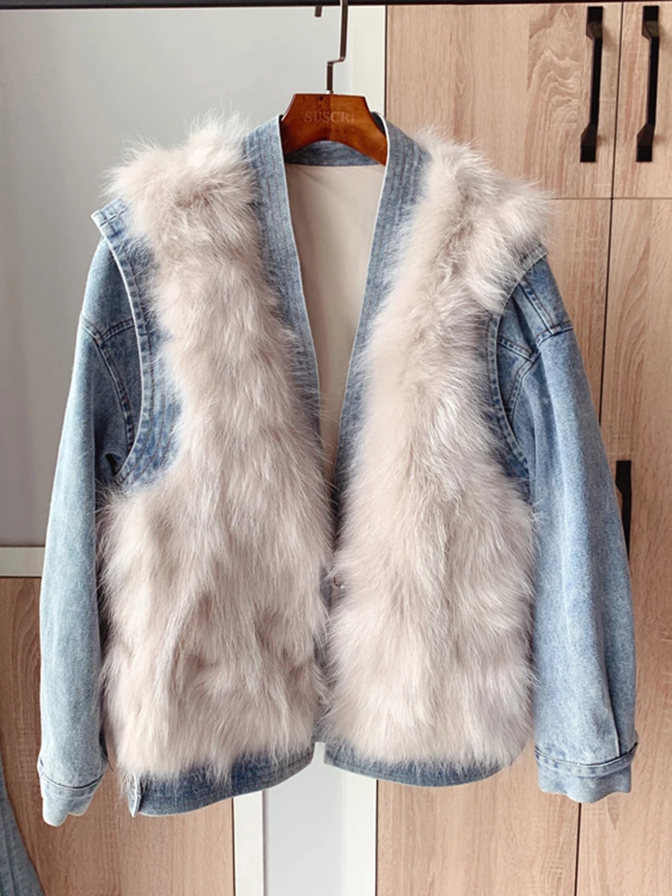 KBAT 2022 Winter Women Faux Fur Coat Detachable Dinem Jacket Elegant Artificial Fox Fur Jacket
KBAT 2022 Winter Women Faux Fur Coat Detachable Dinem Jacket Elegant Artificial Fox Fur Jacket