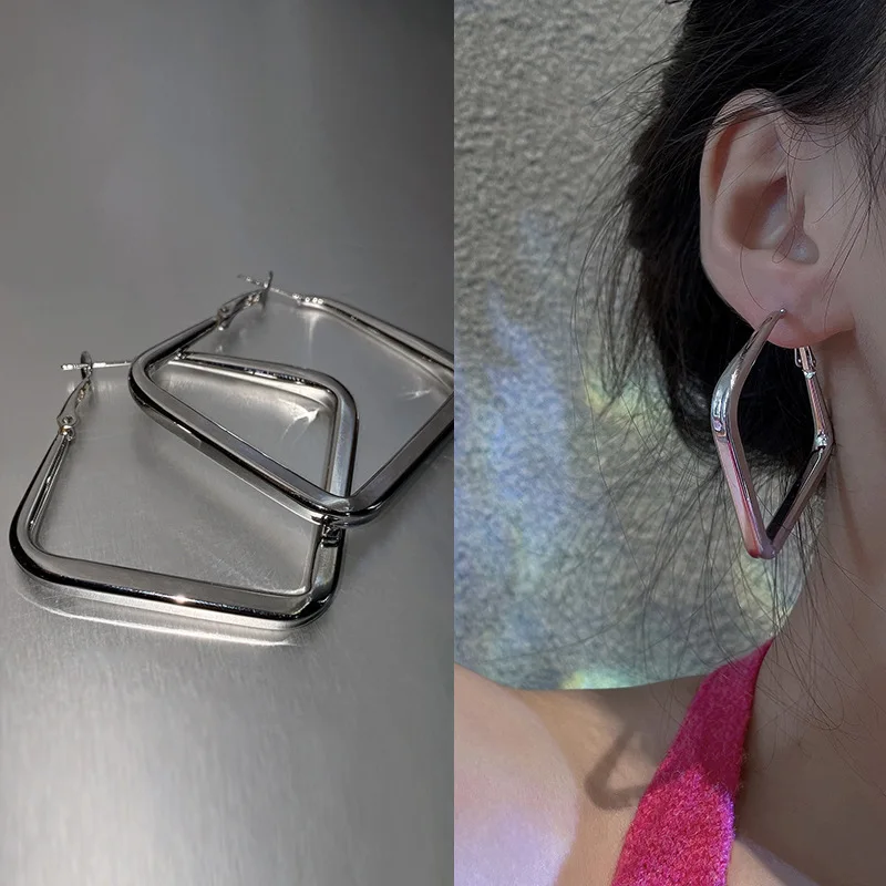 Korean Vintage Drop Earrings For Women Tassel Hanging Earrings Geometry Round Heart Leaf Butterfly Crystal Party Jewelry
Korean Vintage Drop Earrings For Women Tassel Hanging Earrings Geometry Round Heart Leaf Butterfly Crystal Party Jewelry