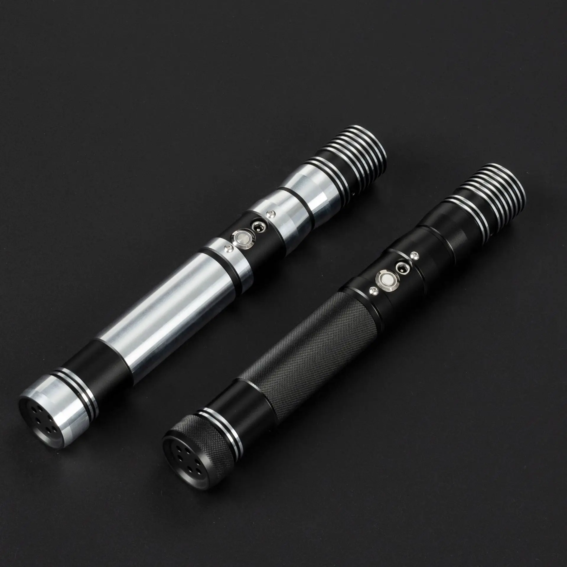Lightsaber RGB Pixel Laser Sword Toys Light Saber 16 Colors 16 Sound Change Force Fx Foc Blaster Toys Jedi Sword Boy Gift
Lightsaber RGB Pixel Laser Sword Toys Light Saber 16 Colors 16 Sound Change Force Fx Foc Blaster Toys Jedi Sword Boy Gift