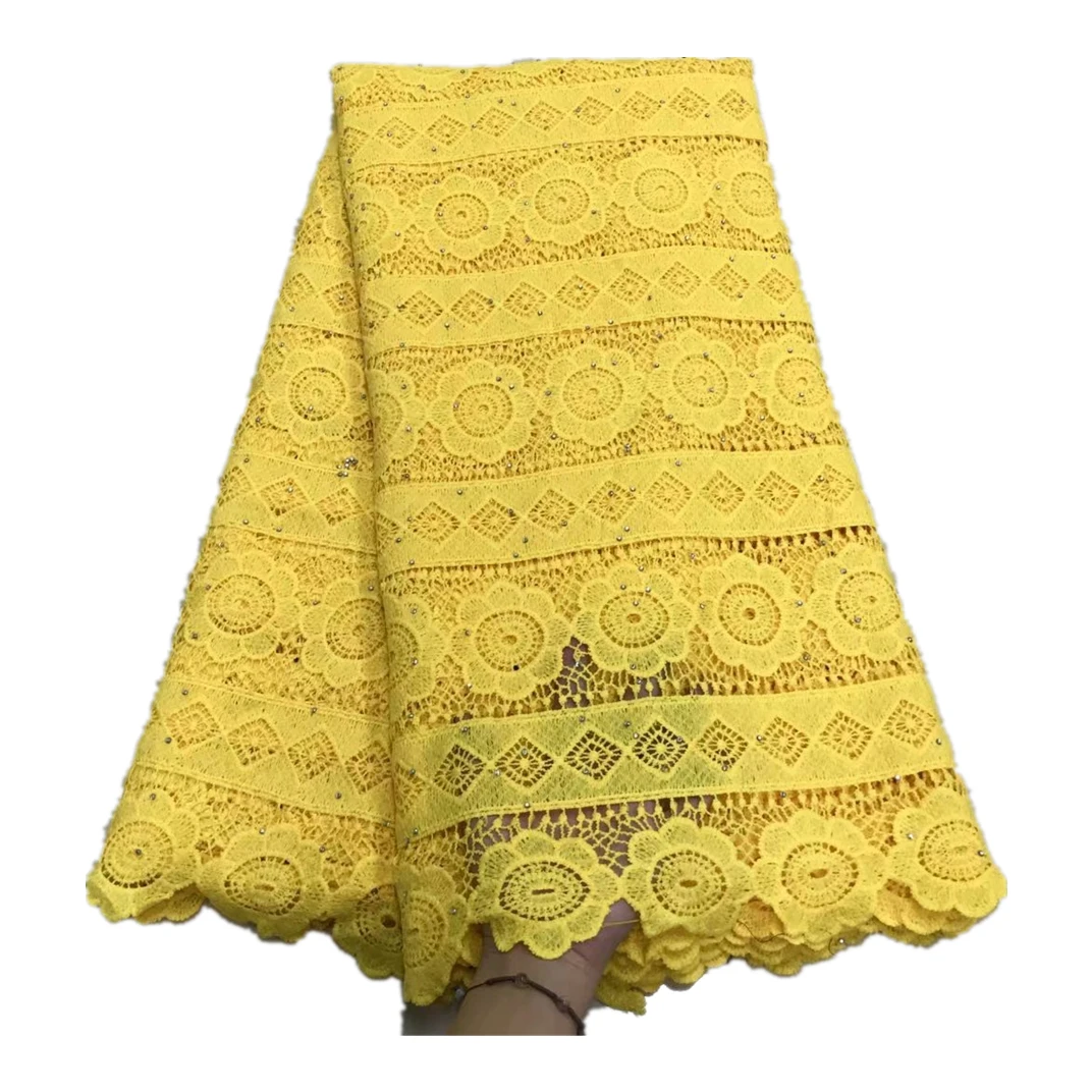 

Хорошее качество, африканская кружевная ткань из гипюра в Лимоне-зеленом цвете, оптовая продажа, кружево из молочного шелка с вышивкой для в...