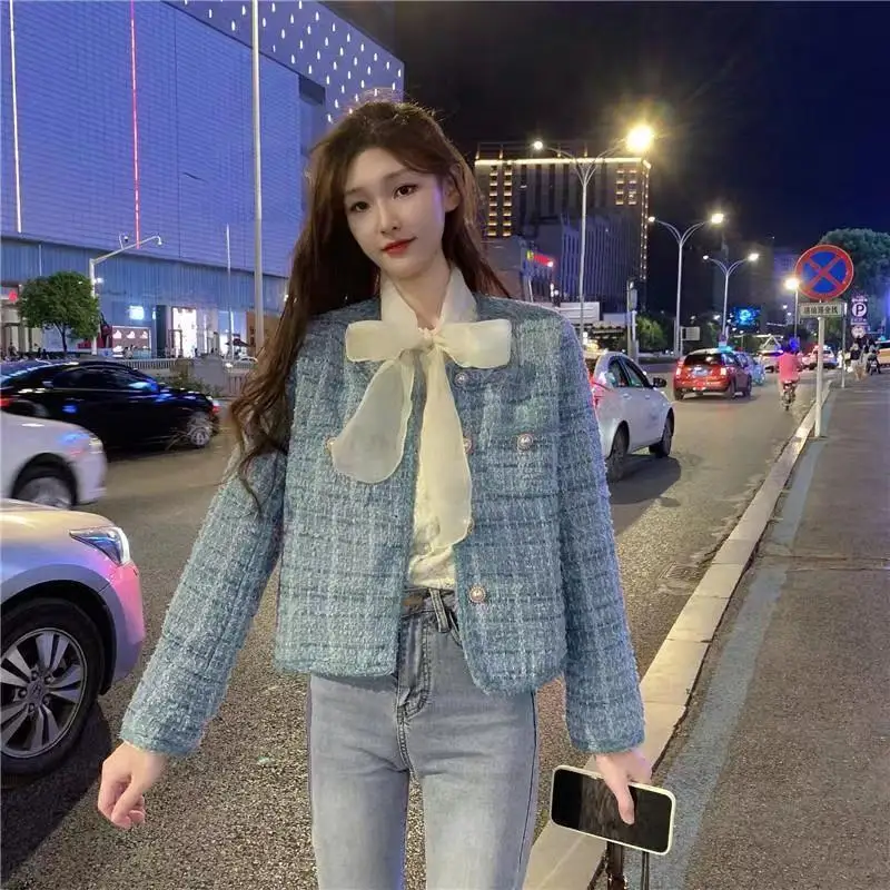High End Fall Winter Runway French Blue Pink Tweed Woolen O-Neck Jackets Coats Top Women Luxury Slim Outerwear Casacos
High End Fall Winter Runway French Blue Pink Tweed Woolen O-Neck Jackets Coats Top Women Luxury Slim Outerwear Casacos