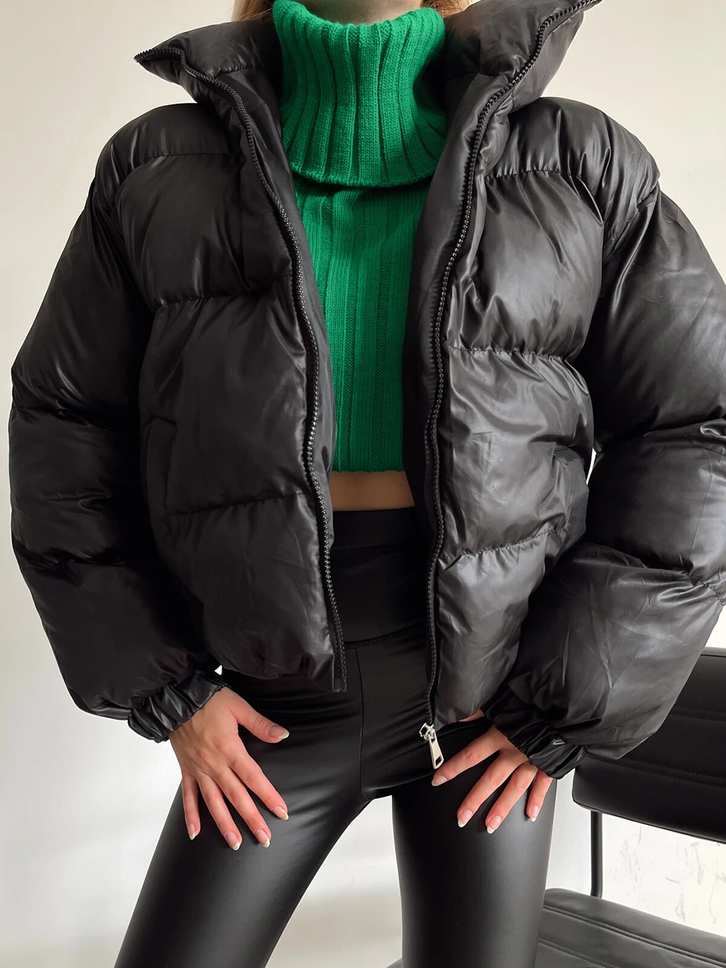 Women's Solid Warm Jackets 2022 Winter Fall New Fashion Stand Collar Long Sleeve Pocket Zipper Casual Female Cotton Coat Clothes
Women's Solid Warm Jackets 2022 Winter Fall New Fashion Stand Collar Long Sleeve Pocket Zipper Casual Female Cotton Coat Clothes