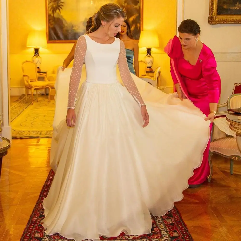Elegant Satin Wedding Dresses A Line Long Soft Lace Sleeves Muslim Bohemian Wedding Gown 2023
Elegant Satin Wedding Dresses A Line Long Soft Lace Sleeves Muslim Bohemian Wedding Gown 2023