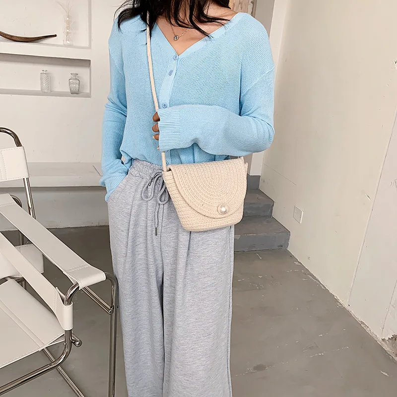 Модная плетеная Сумка для женщин, квадратная летняя пляжная сумочка на ремне, винтажная Соломенная женская сумка через плечо с ручками, Жен...
Модная плетеная Сумка для женщин, квадратная летняя пляжная сумочка на ремне, винтажная Соломенная женская сумка через плечо с ручками, Жен...