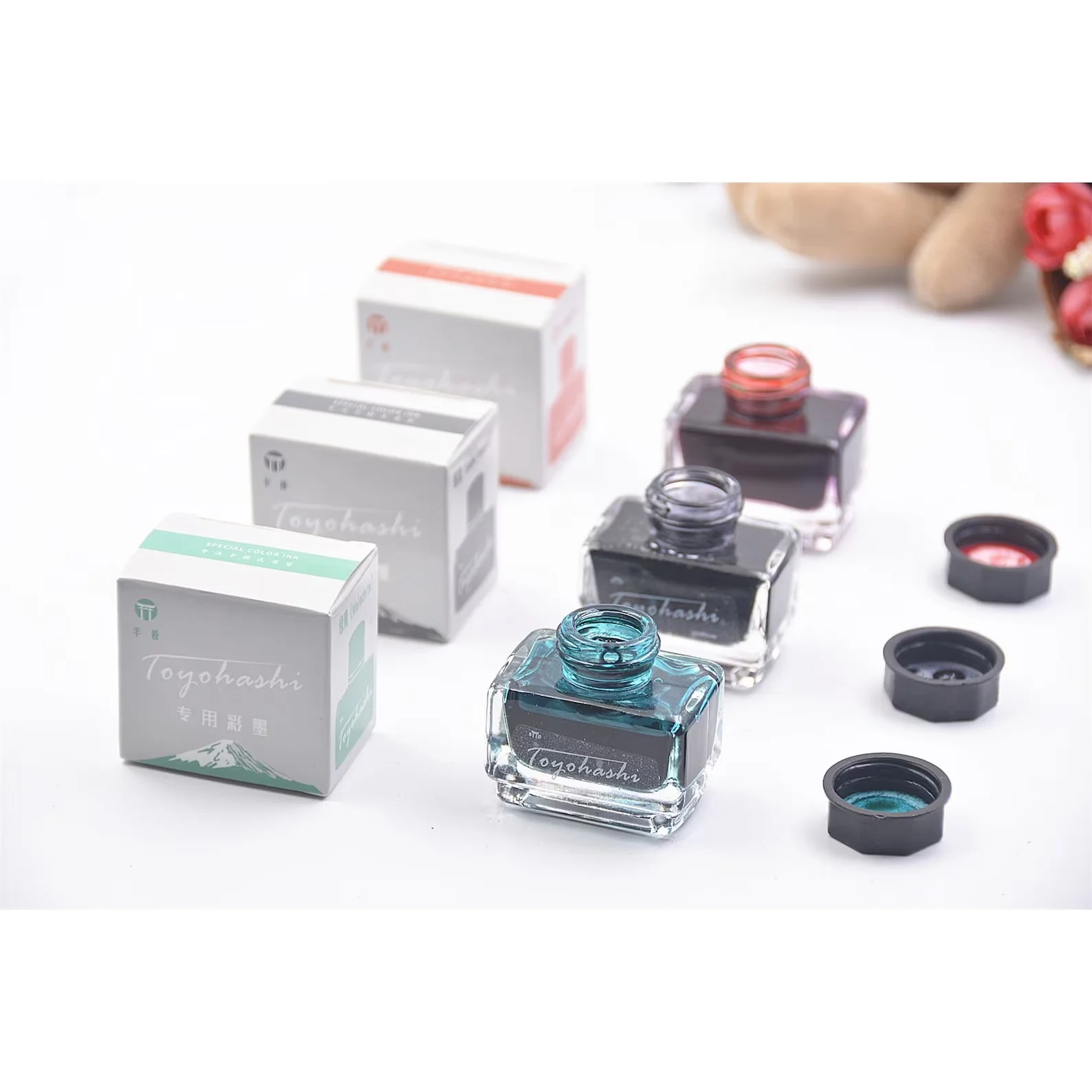 Чернила разноцветные для перьевой ручки, 15 мл 
Чернила разноцветные для перьевой ручки, 15 мл