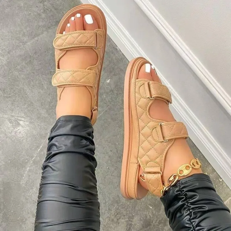 Women's Roman Sandals 2023 Summer New Outdoor Beach Flat Girls Flip Flops Casual Comfortable Pu Leather Sandals Plus Size 43
Women's Roman Sandals 2023 Summer New Outdoor Beach Flat Girls Flip Flops Casual Comfortable Pu Leather Sandals Plus Size 43