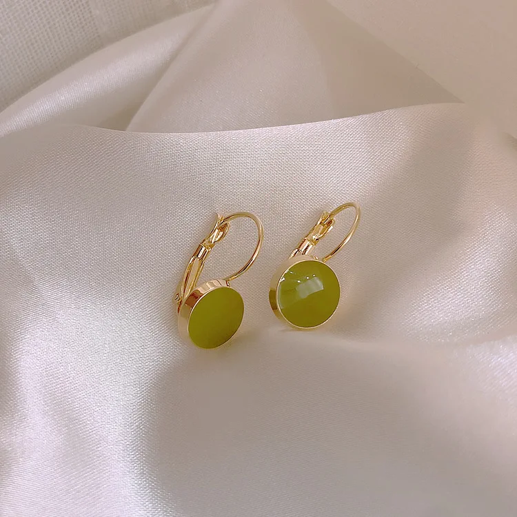 Fashion Retro High-end Ear Buckle Earrings New Autumn Color Dripping Oil Fashion Temperament Earrings Earrings Trendy 2020
Fashion Retro High-end Ear Buckle Earrings New Autumn Color Dripping Oil Fashion Temperament Earrings Earrings Trendy 2020