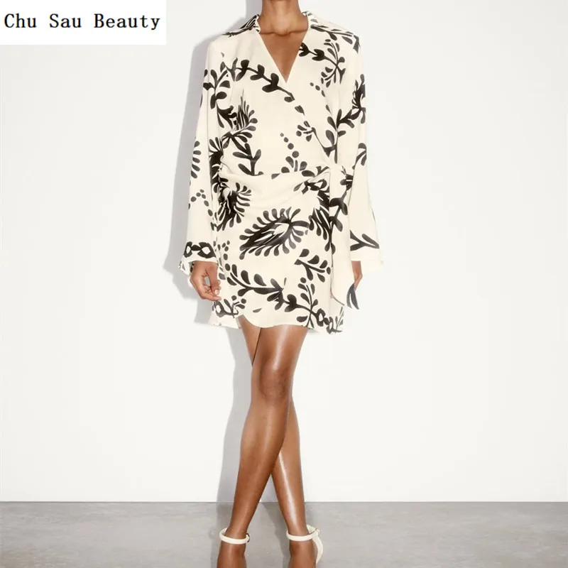 Chu Sau Beauty 2022 ZA New Women Silk Satin Textured Print Mini Dress Summer V-Neck Front Knot Decorated Long Sleeve Trend Dress
Chu Sau Beauty 2022 ZA New Women Silk Satin Textured Print Mini Dress Summer V-Neck Front Knot Decorated Long Sleeve Trend Dress