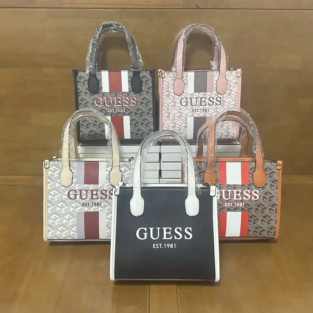 2023 The latest fashion new fashion casual open pocket trend organ bag sweet handbag shoulder bag Messenger women's bag
2023 The latest fashion new fashion casual open pocket trend organ bag sweet handbag shoulder bag Messenger women's bag