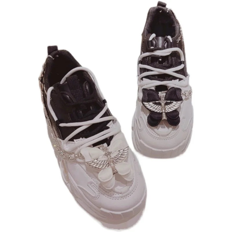 Luxury Rhinestones Chain Chunky Sneakers Goth Women Black Platform Daddy Shoes 2022 Punk Cool Ladies Trainer Tennis Shoes Female
Luxury Rhinestones Chain Chunky Sneakers Goth Women Black Platform Daddy Shoes 2022 Punk Cool Ladies Trainer Tennis Shoes Female