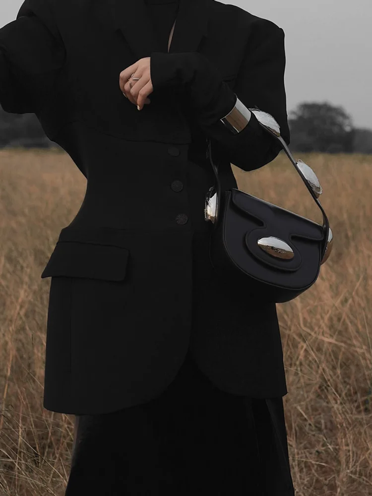 Модная уникальная сумка для подмышек из натуральной кожи женская сумка-тоут из натуральной кожи Маленькая сумка через плечо
Модная уникальная сумка для подмышек из натуральной кожи женская сумка-тоут из натуральной кожи Маленькая сумка через плечо