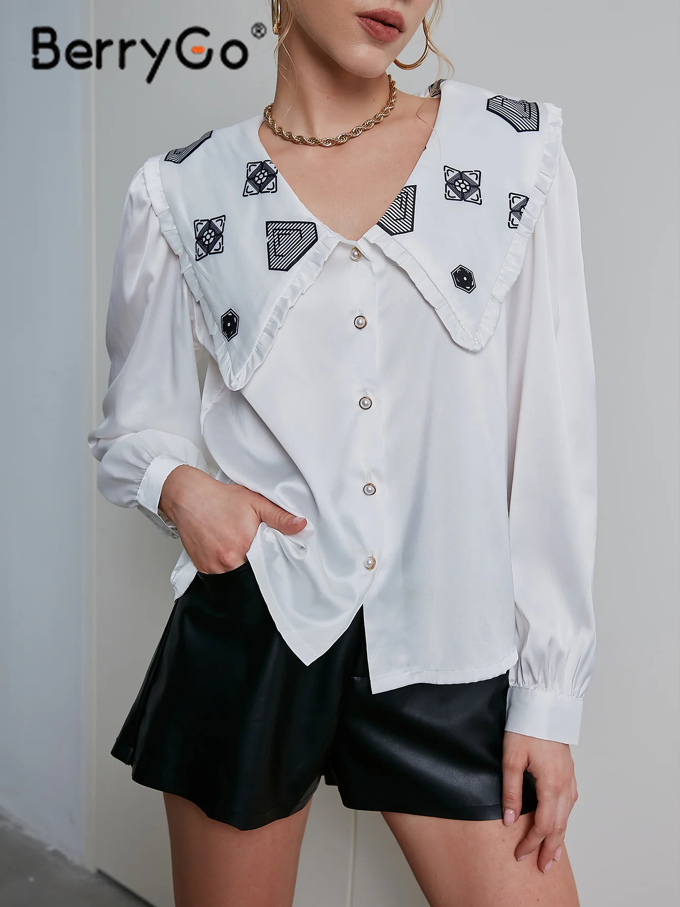 BerryGo Fashion square collar long sleeve satin silk blouse shirt women Elegant single breasted shirt Casual summer work blouse 
BerryGo Fashion square collar long sleeve satin silk blouse shirt women Elegant single breasted shirt Casual summer work blouse