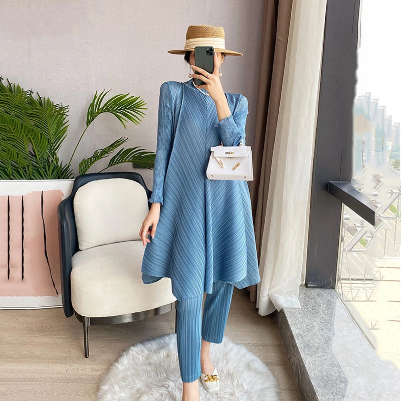Miyake Pleated Two Piece Stand Collar Gauze Full Sleeve French Lace Dress + Elastic Waist Pants Casual Style 2022 Autumn Fashion
Miyake Pleated Two Piece Stand Collar Gauze Full Sleeve French Lace Dress + Elastic Waist Pants Casual Style 2022 Autumn Fashion