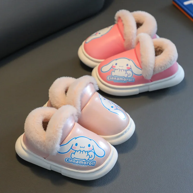 Детские зимние водонепроницаемые хлопковые туфли Kawaii Hello Kitty Cinnamoroll, Симпатичные плюшевые теплые домашние хлопковые тапочки, подарок
Детские зимние водонепроницаемые хлопковые туфли Kawaii Hello Kitty Cinnamoroll, Симпатичные плюшевые теплые домашние хлопковые тапочки, подарок