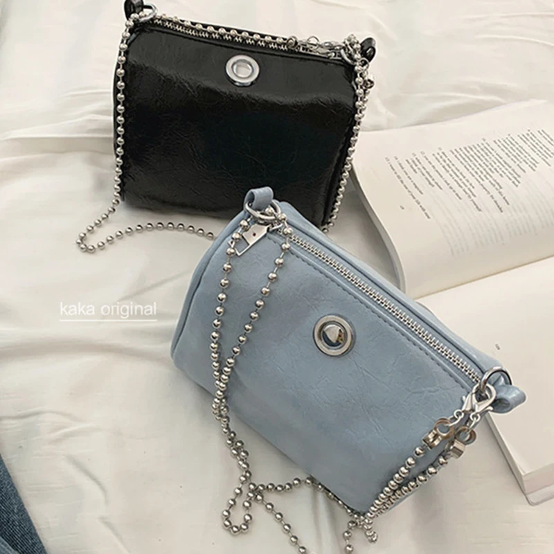 2022 new niche luxury brand shoulder bag high quality zipper chain messenger all-match PU leather ladies handbag
2022 new niche luxury brand shoulder bag high quality zipper chain messenger all-match PU leather ladies handbag