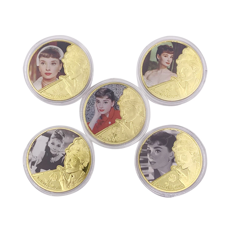 Fashion Movie Star Audrey Hepburn Gold Plated Commemorative Coin Challenge Coin Collectible Gift
Fashion Movie Star Audrey Hepburn Gold Plated Commemorative Coin Challenge Coin Collectible Gift