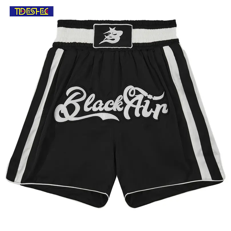 New Vintage Hip Hop Streetwear Letter Embroidery Pattern Sports Shorts Men's Loose Oversized Shorts Casual Striped Sweatpants
New Vintage Hip Hop Streetwear Letter Embroidery Pattern Sports Shorts Men's Loose Oversized Shorts Casual Striped Sweatpants