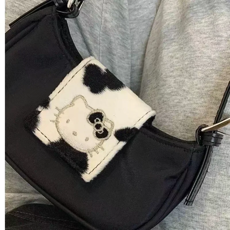 Оригинальная Sanrioed сумка Hello Kitty для подмышек для путешествий в стиле ретро Harajuku Повседневная сумка на одно плечо большой вместимости
Оригинальная Sanrioed сумка Hello Kitty для подмышек для путешествий в стиле ретро Harajuku Повседневная сумка на одно плечо большой вместимости