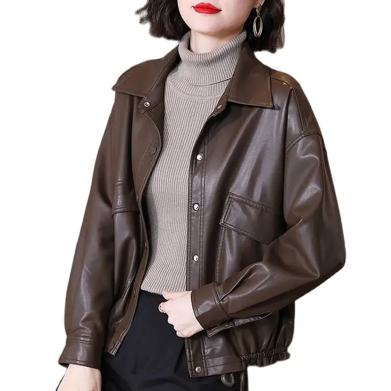 2022 New Autumn Spring Women Short Faux PU Jacket Loose Fashion Punk Outwear Motorcycle Leather Jacket Casual Coat Female 4XL
2022 New Autumn Spring Women Short Faux PU Jacket Loose Fashion Punk Outwear Motorcycle Leather Jacket Casual Coat Female 4XL