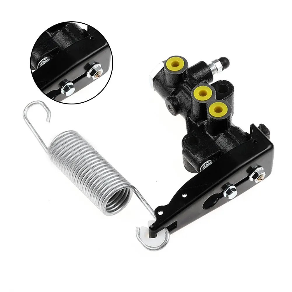 Brake Distributor Load Sensing Valve Suitable For Mitsubishi Pickup MB618320 Car Accessories Brake Distribution Valve
Brake Distributor Load Sensing Valve Suitable For Mitsubishi Pickup MB618320 Car Accessories Brake Distribution Valve