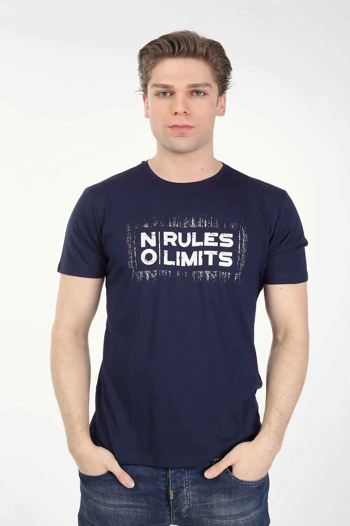 Pianoluce Male Cotton Half Sleeve Printed Bike Collar Regular T-Shirt PLMN21RTS008
Pianoluce Male Cotton Half Sleeve Printed Bike Collar Regular T-Shirt PLMN21RTS008