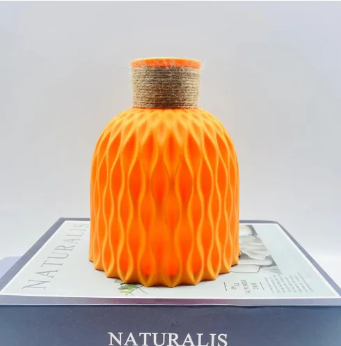 Пластиковый цветочный горшок с рисунком ананаса
Пластиковый цветочный горшок с рисунком ананаса