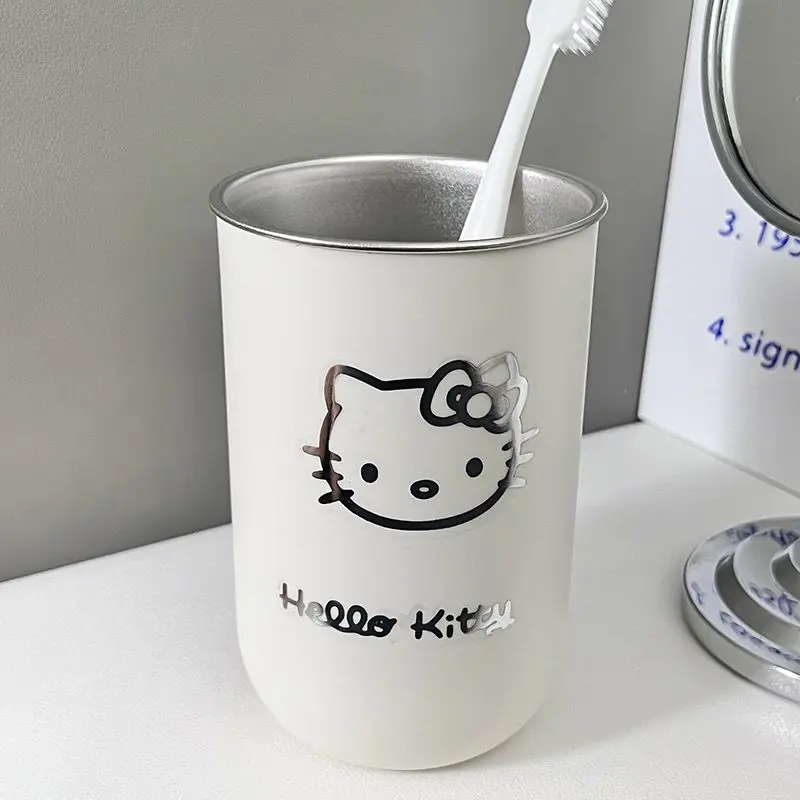 Sanrio Kawaii Hello Kitty зубная щетка чашка полачко Милая аниме для дома общежития студентов детей 304 нержавеющая сталь чашка для полоскания рта
Sanrio Kawaii Hello Kitty зубная щетка чашка полачко Милая аниме для дома общежития студентов детей 304 нержавеющая сталь чашка для полоскания рта