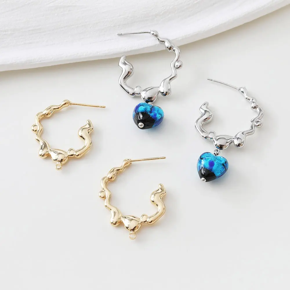 2PCS 22*27mm 14k Gold Plated Irregular Studs Earrings Sling Silver Pins for Jewelry Findings DIY Supplies Handmade Accessories
2PCS 22*27mm 14k Gold Plated Irregular Studs Earrings Sling Silver Pins for Jewelry Findings DIY Supplies Handmade Accessories