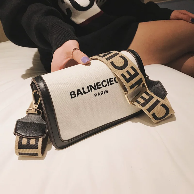 Fashion Summer Letter Wide Strap Shoulder Bags Messenger Bags Women Purse and Handbags Niche Design Small Square Bags Handbag
Fashion Summer Letter Wide Strap Shoulder Bags Messenger Bags Women Purse and Handbags Niche Design Small Square Bags Handbag