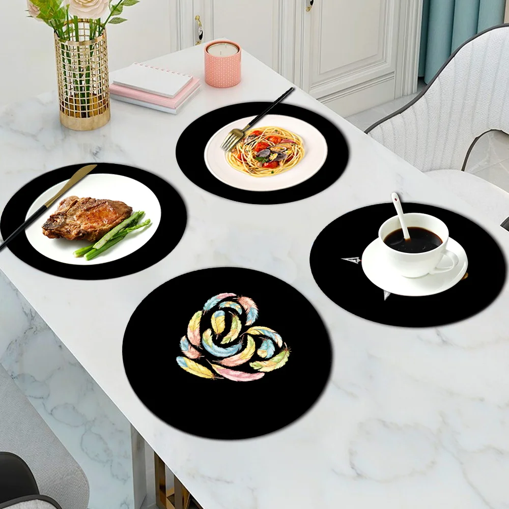 22*22cm Round PU Heat Insulation Pad Coasters Waterproof Non-slip Table Placemat Leather Feather Print Kitchen Accessories
22*22cm Round PU Heat Insulation Pad Coasters Waterproof Non-slip Table Placemat Leather Feather Print Kitchen Accessories
