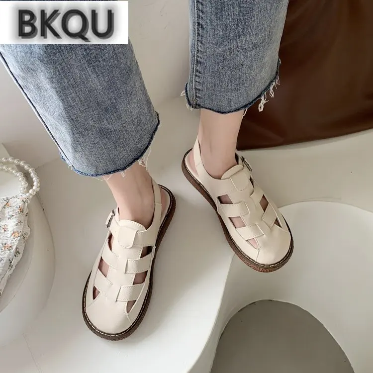 2022 summer new women's sandals fashion Baotou flat student sandals women's comfortable one word Roman women's sandals
2022 summer new women's sandals fashion Baotou flat student sandals women's comfortable one word Roman women's sandals