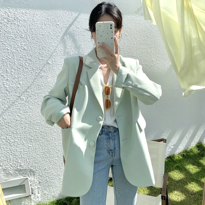 Elegant Fashion Jacket Female Chic Spring Temperament Mint Green White Lapel Two Button Design Loose Long-sleeved Suit Jacket
Elegant Fashion Jacket Female Chic Spring Temperament Mint Green White Lapel Two Button Design Loose Long-sleeved Suit Jacket