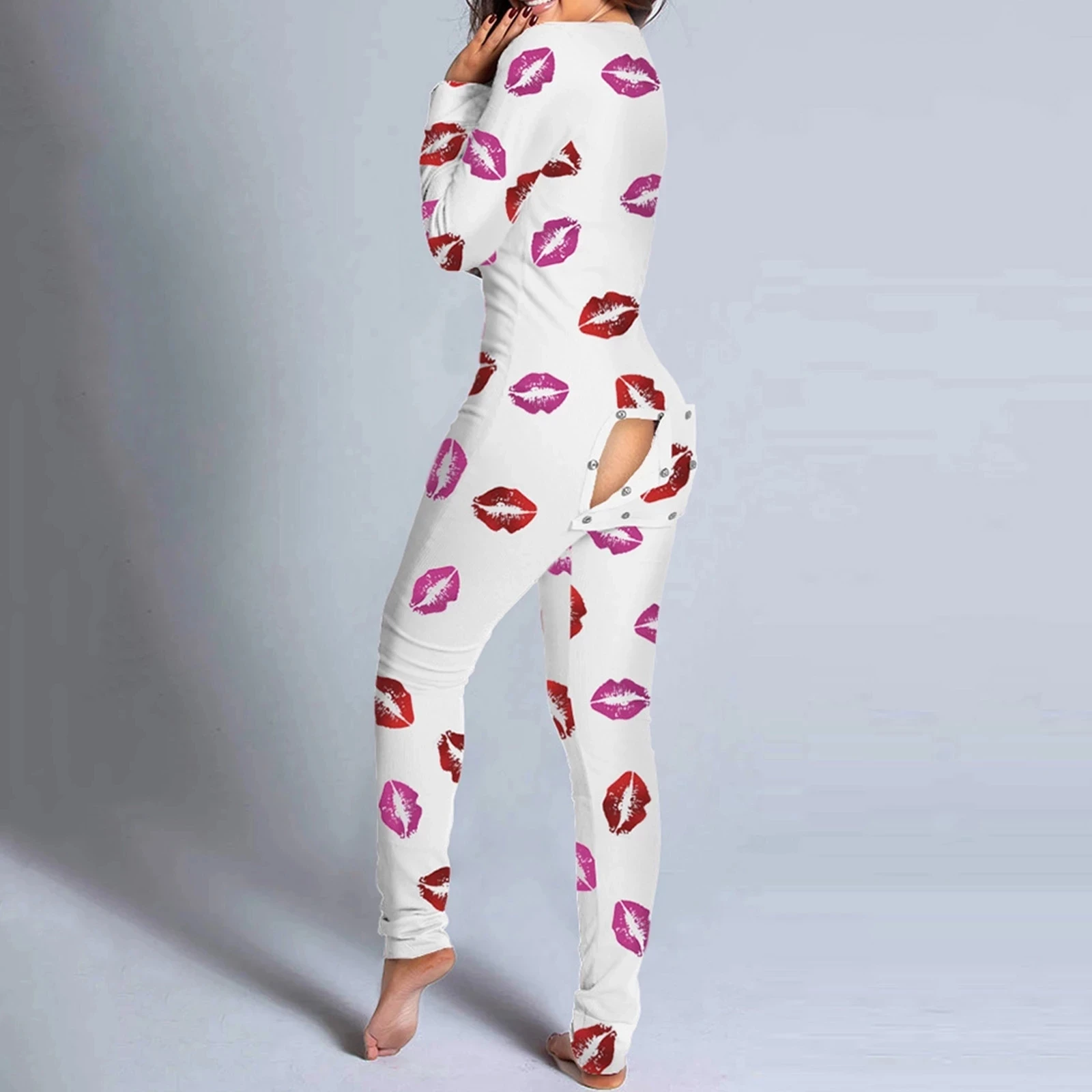 Sexy Women's Pajamas Print Cutout Functional Buttoned Flap Rompers Adults Club Deep V-neck Button Design Lounge Jumpsuit
Sexy Women's Pajamas Print Cutout Functional Buttoned Flap Rompers Adults Club Deep V-neck Button Design Lounge Jumpsuit
