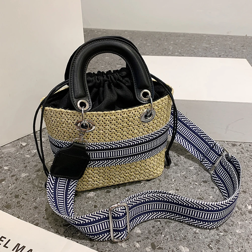 Women Fashion Weave Shoulder Bag Summer Beach Vacation Crossbody Bucket Bags Female Small Vintage Handbag Purse
Women Fashion Weave Shoulder Bag Summer Beach Vacation Crossbody Bucket Bags Female Small Vintage Handbag Purse