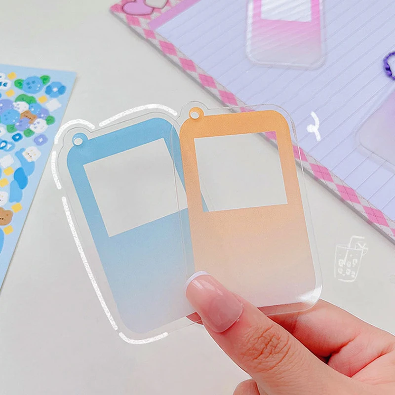 Gradient Photocards Key Chain Photo Frame Kawaii DIY Gucca Transparent Acrylic Disc Star Chasing Pendant With Chain Keychain
Gradient Photocards Key Chain Photo Frame Kawaii DIY Gucca Transparent Acrylic Disc Star Chasing Pendant With Chain Keychain