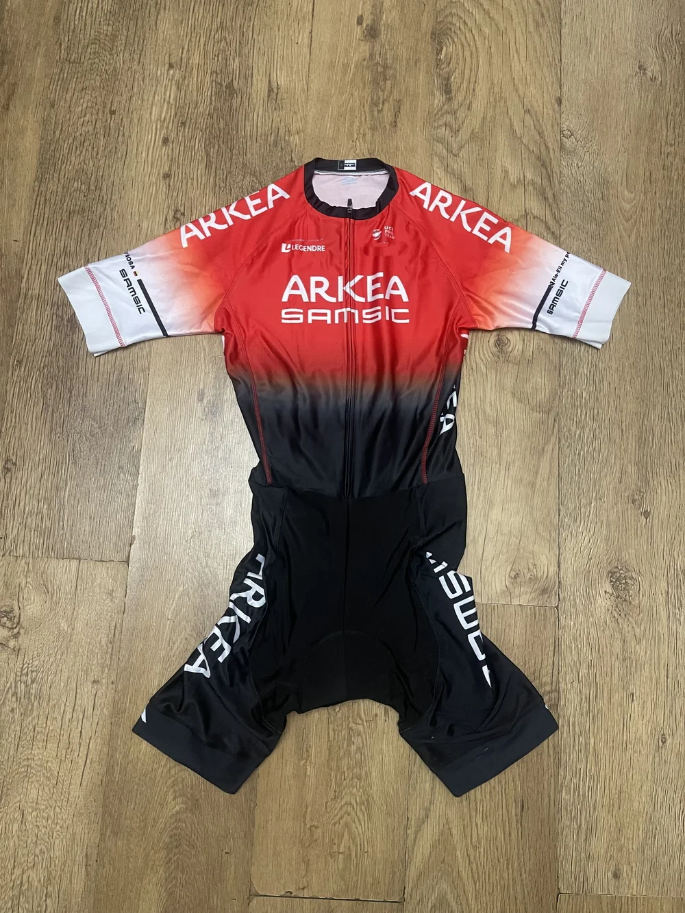 MEN'S CYCLING WEAR CYCLING JERSEY BODY SUIT SKINSUIT WITH POWER BAND 2022 ARKEA SAMSIC TEAM RED GEL PAD SIZE XS-4XL
MEN'S CYCLING WEAR CYCLING JERSEY BODY SUIT SKINSUIT WITH POWER BAND 2022 ARKEA SAMSIC TEAM RED GEL PAD SIZE XS-4XL