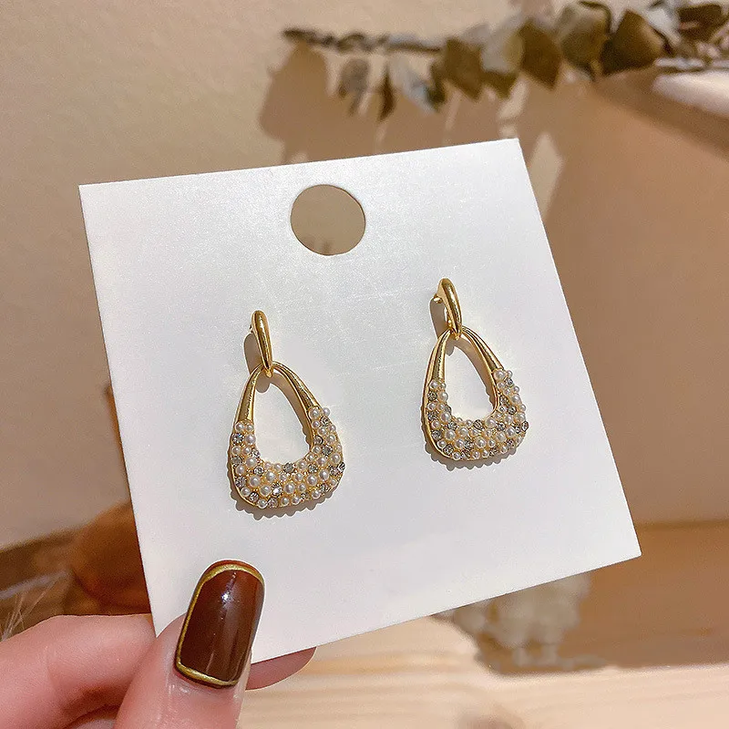 Korean Fashion Square Geometric Pearl Dangle Earrings for Women Statement Earring Valentine Day Gift Jewelry Pendiente Mujer
Korean Fashion Square Geometric Pearl Dangle Earrings for Women Statement Earring Valentine Day Gift Jewelry Pendiente Mujer